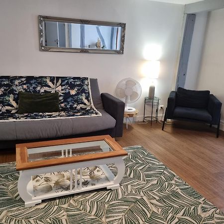 Appartement De La Rose Руан Экстерьер фото